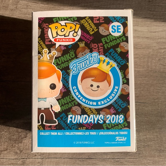 Freddy Funko silver chrome - Picture 3 of 8